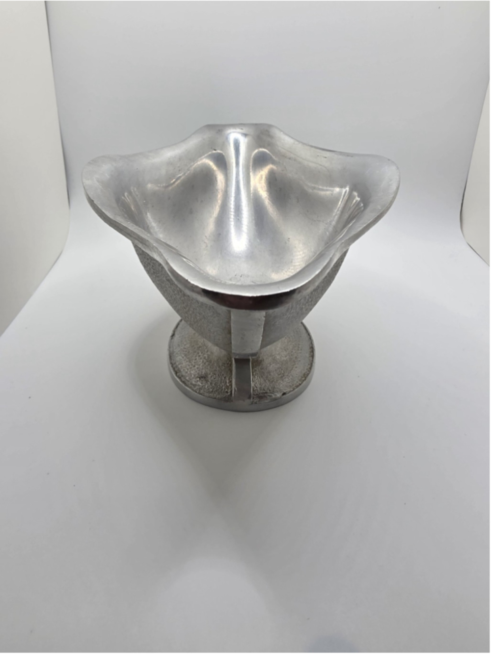 VTG Hammered Cast Aluminum Gravy Boat Pedestal Sauce Server Mid Century Modern - Picture 2 of 7
